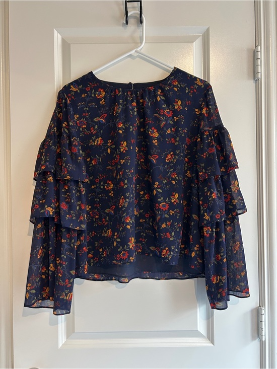 Madewell Tops - Madewell Navy Floral Tiered Ruffle Blouse
